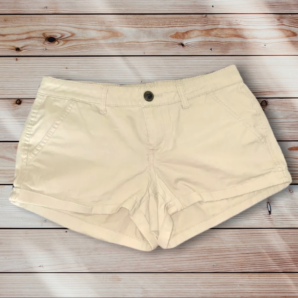 SO Authentic American Heritage Light Khaki Shorts